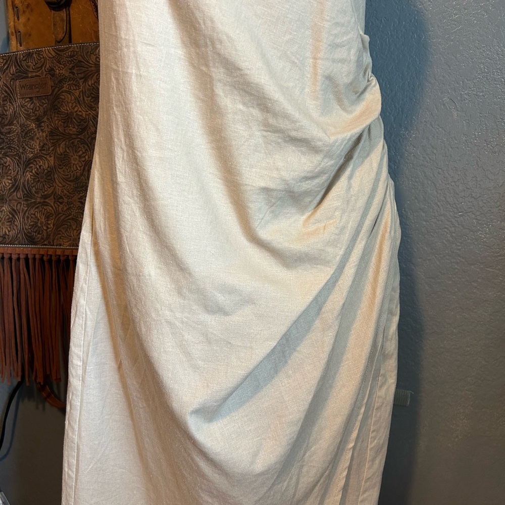 Zara Linen Cream Asymmetrical Ruched Halter Gown Size Large - Picture 4 of 11